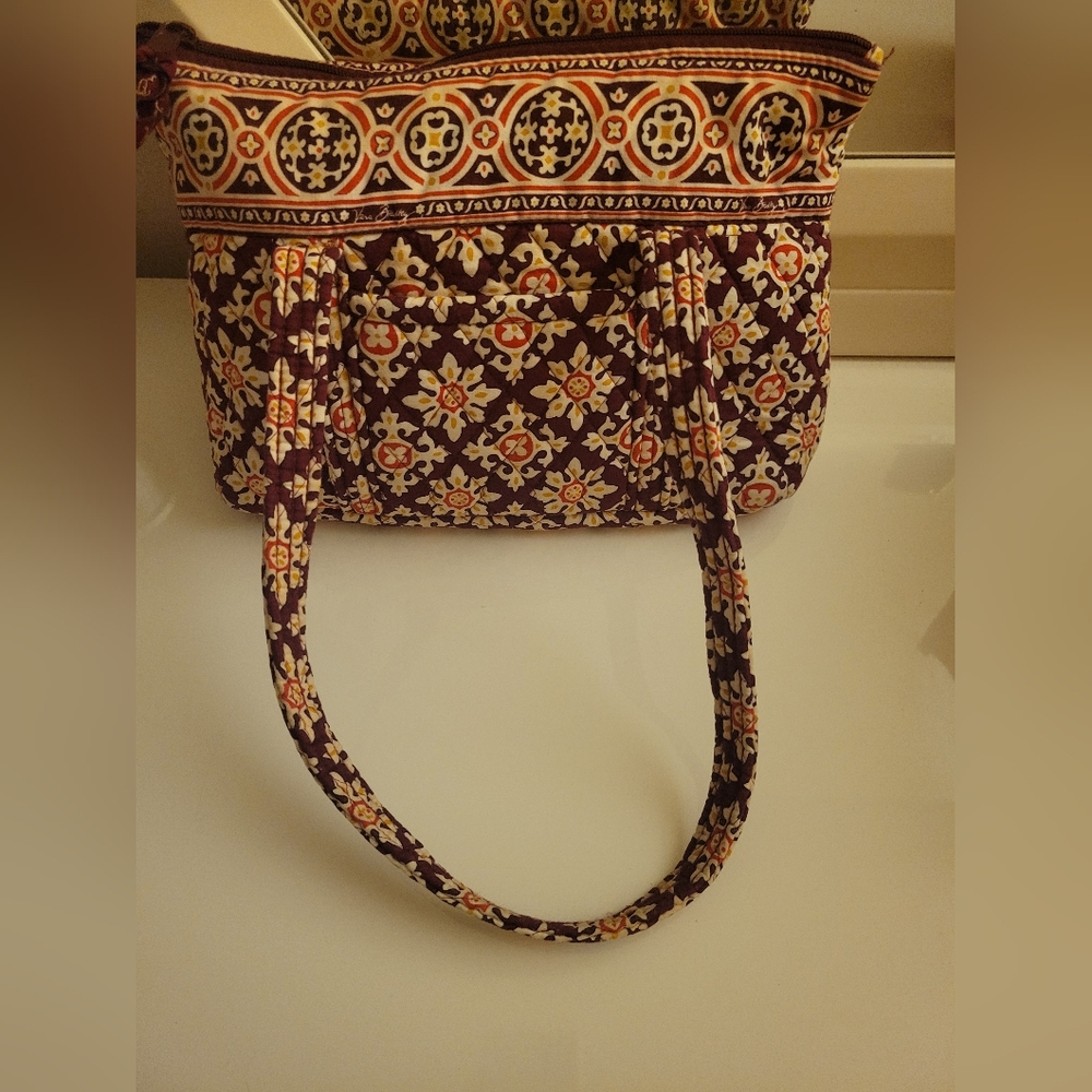 Vera Bradley bag retired medallion print